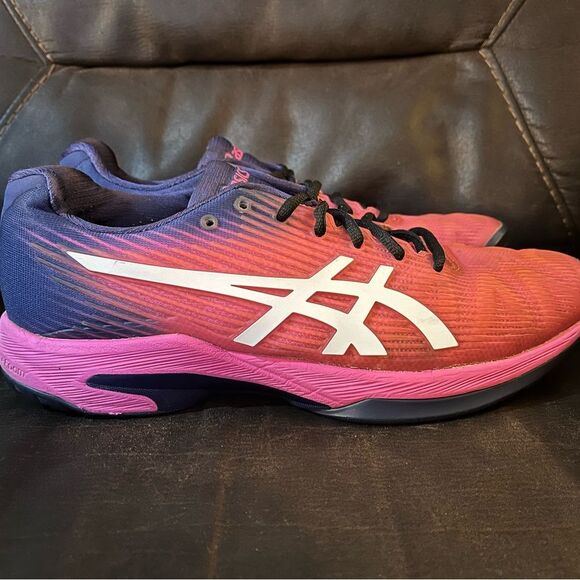Asics Pink and Black Athletic Shoes Performance Design - Picture 4 of 6